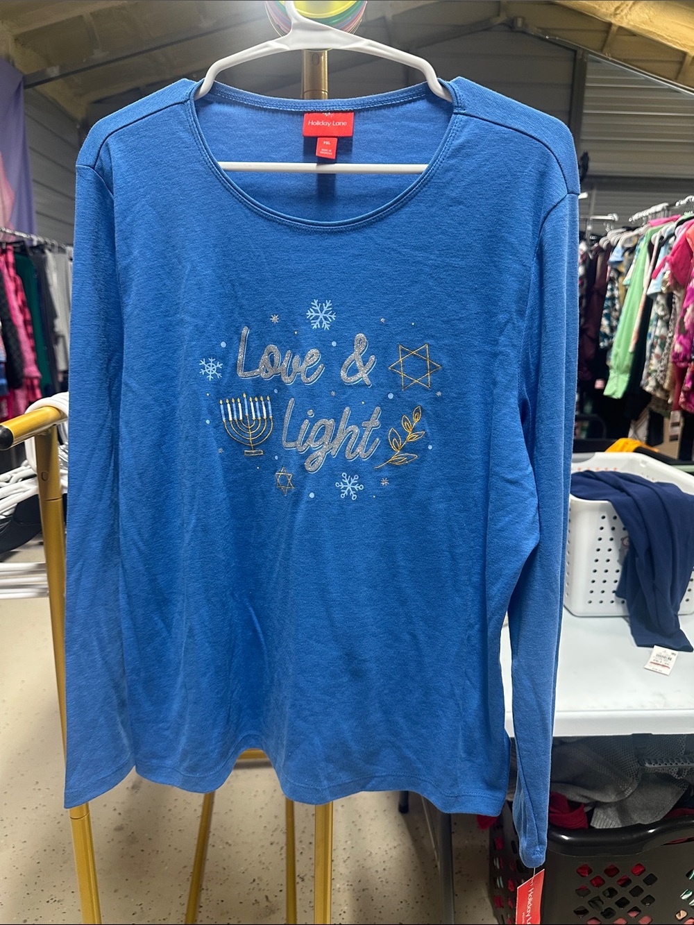 NWT HOLIDAY LANE, LONG SLEEVE SHIRT